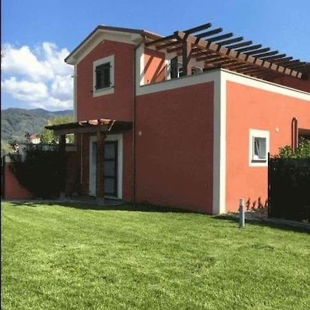 Il Casale Rosso Monolocale Cinque Terre-Toscana Caniparola di Fosdinovo ภายนอก รูปภาพ