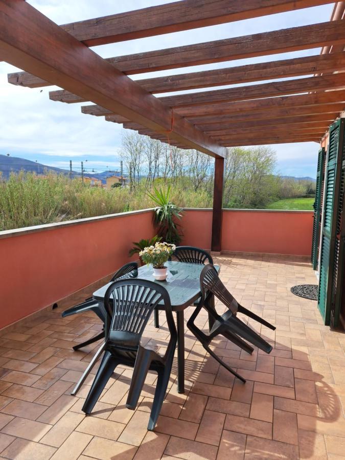 Il Casale Rosso Monolocale Cinque Terre-Toscana Caniparola di Fosdinovo ภายนอก รูปภาพ
